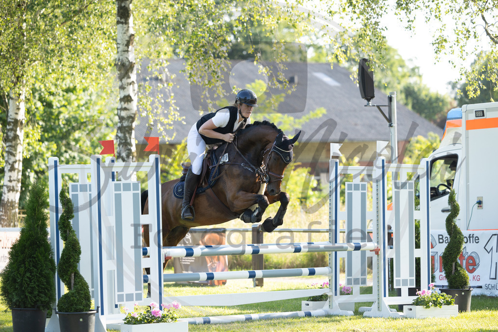 994A3480 | sabrinanicolaifotografie - Realisiert mit Pictrs.com