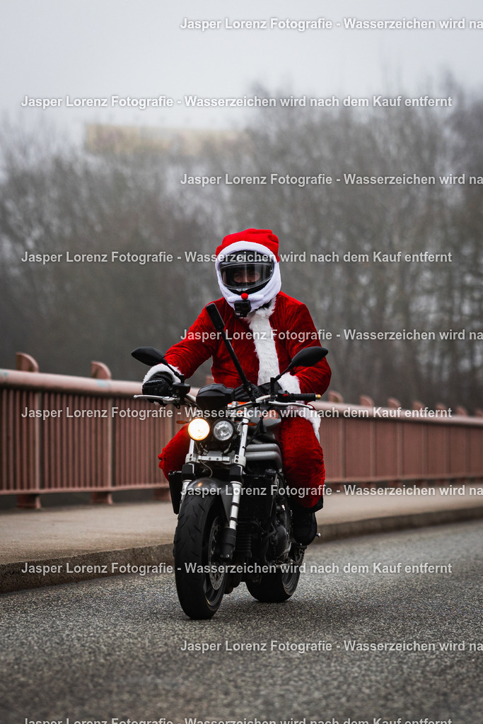 X-Mas Ride I Kiel I 2025 | Jasper Lorenz Fotografie - Realisiert mit Pictrs.com