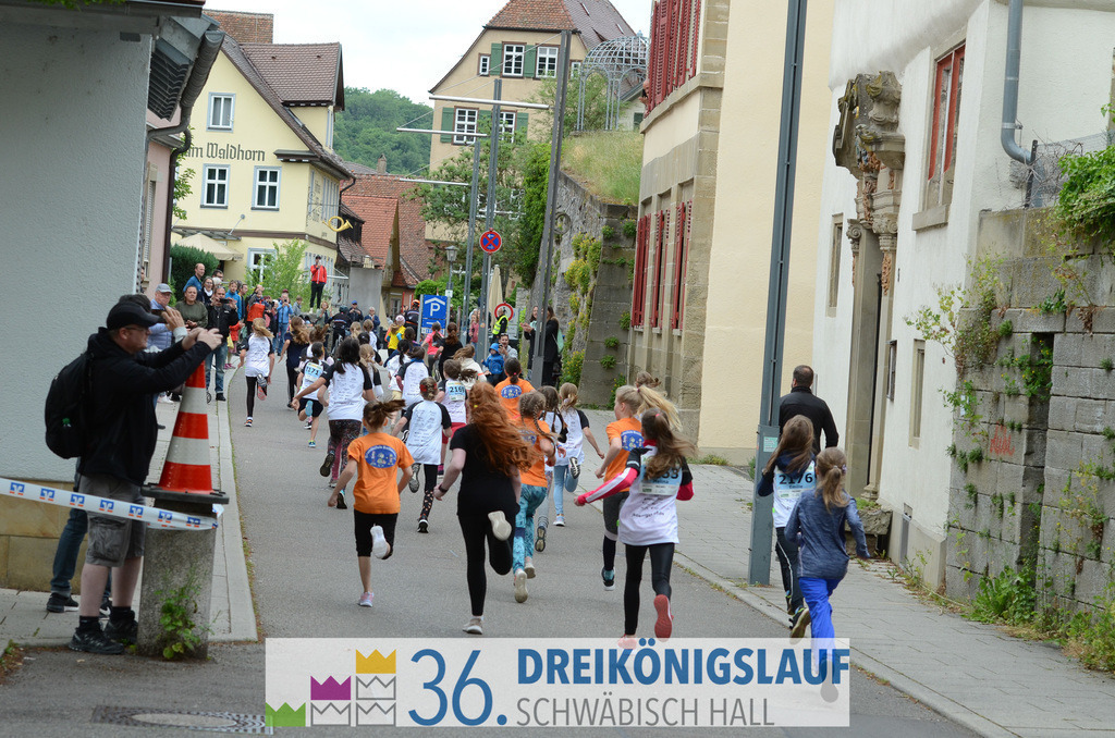 AOK Junior Cup 400m | 3Königslauf 2022 AOK Junior Cup 400m - Realisiert mit Pictrs.com