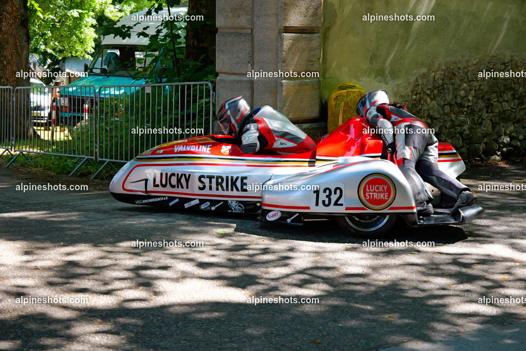 P1036588 | Erleben Sie atemberaubende, hochqualitative Fotos Ihrer Fahrt entlang der malerischen Alpenstraßen. Besuchen Sie alpineshots.com, um professionelle Aufnahmen Ihrer unvergesslichen Reise zu finden und zu kaufen - Realisiert mit Pictrs.com
