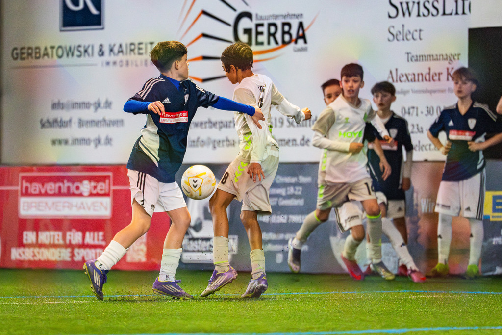_BLR8874 | Professionelle Fußball- und Sportfotografie. Spielbilder online ansehen und kaufen – Einzelbilder oder komplette Galerien in hoher Qualität. - Realisiert mit Pictrs.com