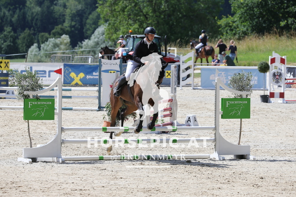 PP017194 | Willkommen bei Brunnmayr - Design & Fotografie – Ihrem Spezialisten für Reitturniere und Pferdeveranstaltungen in Oberösterreich, Salzburg und Bayern! Seit über 17 Jahren sind wir leidenschaftlich dabei.
