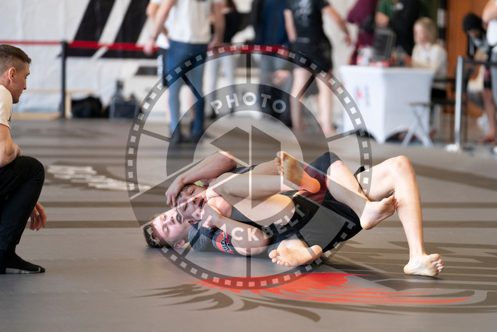 20240309PBB4798 | Fighters compete during the International Luta Livre (ILLCS) Spring Championship in Hannover, Germany, on March 9, 2024.