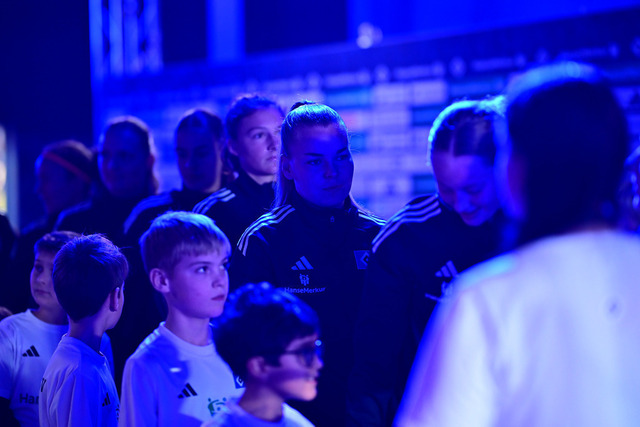 Fußball I Frauen I Saison 2025-2026 I Bundesliga I 10. Spieltag I Hamburger SV - 1. FC Nürnberg I 44089 | Der Sportfotograf. - Realisiert mit Pictrs.com