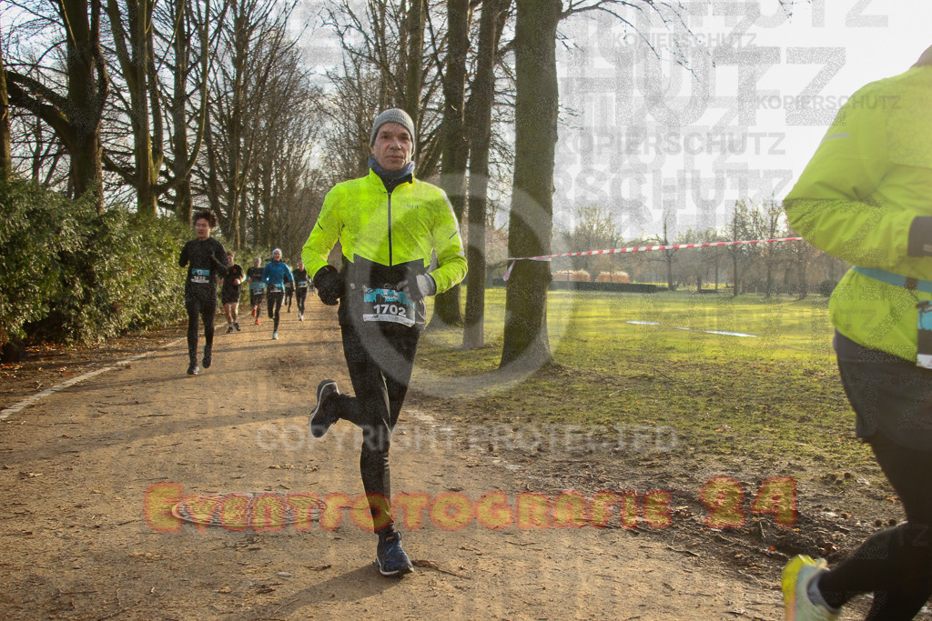 241231_1016_EV4_3646 | Sportfotografie im Rhein-Sieg Kreis, Köln, Bonn, NRW, Rheinland Pfalz, Hessen, etc. Unser Tätigkeitsfeld umfasst den Laufsport vom Volkslauf über den Marathon, Duathlon, Triathon bis zum Ultralauf wie Kölnpfad Ultra oder Schindertrail.