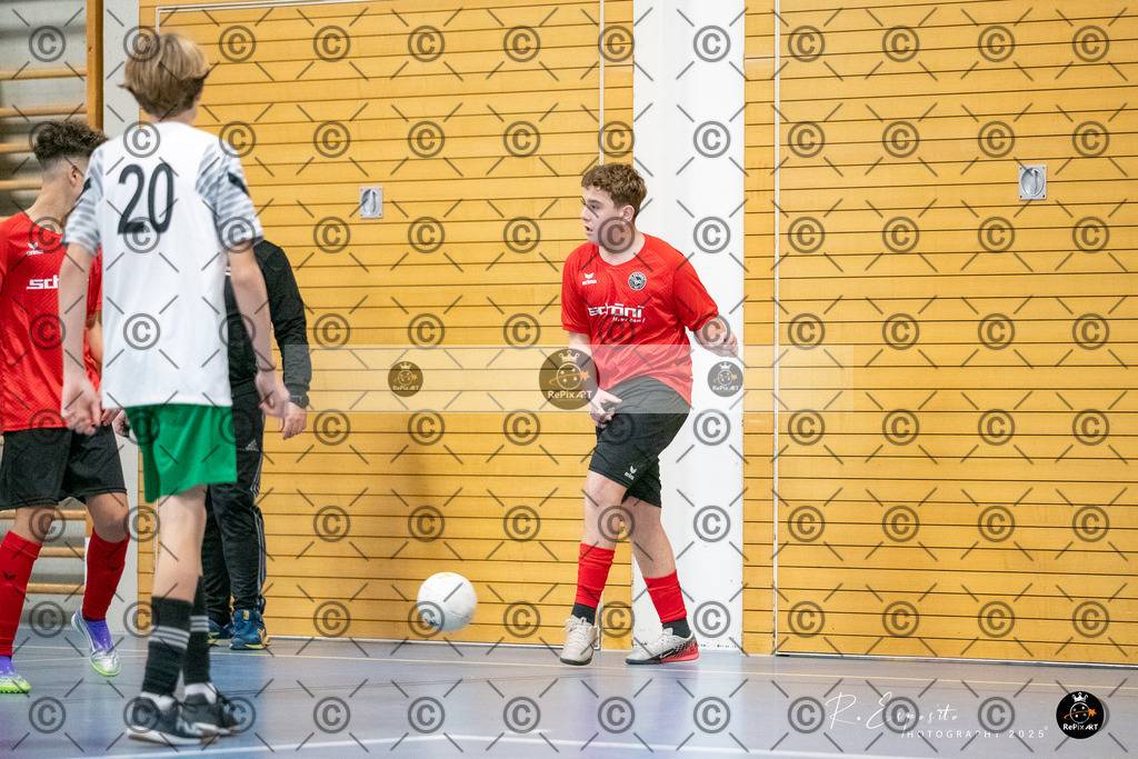 20251122_20251122_FCR-Hallenturnier-C_2_013-26 | Sport und Naturfotografie von Roberto Esposito zeigt echte Momente Bewegung und die Schönheit der Natur. Ausdrucksstarke Bilder schaffen Emotionen.