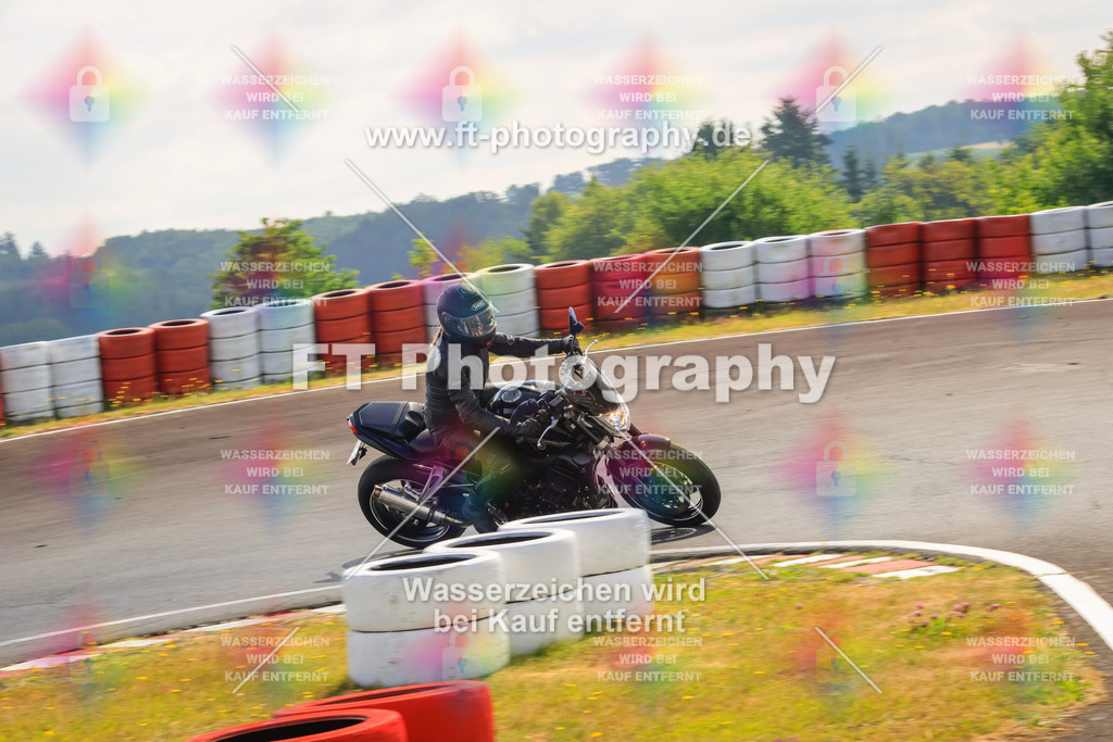 _DSK2392 | Hier findet Ihr Bilder von Touristenfahrten auf der Nürburgring Nordschleife oder von anderen Veranstaltungen die ich besucht habe. Viel Spass beim Durch Schauen 