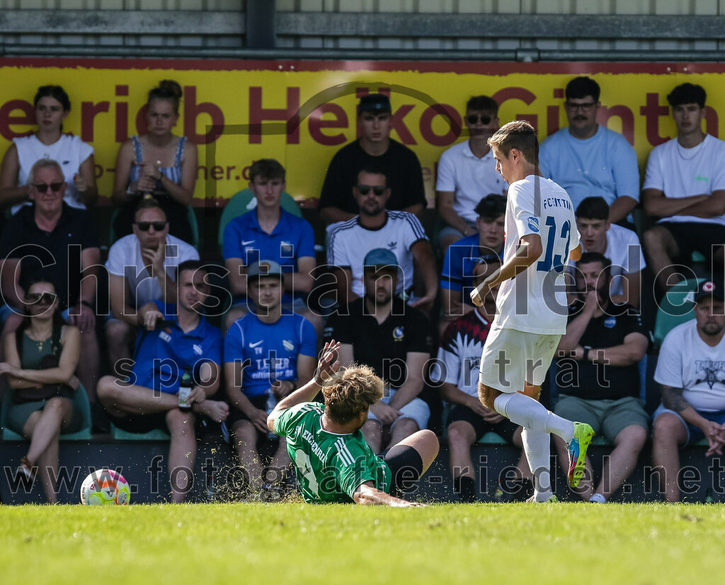2023-09-10_002_SV_Eichenried_gegen_FC_Eitting | Eichenried, Deutschland, 10.09.2023:
Fußball, Kreisliga 2023 / 2024, 8. Spieltag, SV Eichenried gegen FC Eitting, Endergebnis: 1:2

Foto: Christian Riedel / fotografie-riedel.net