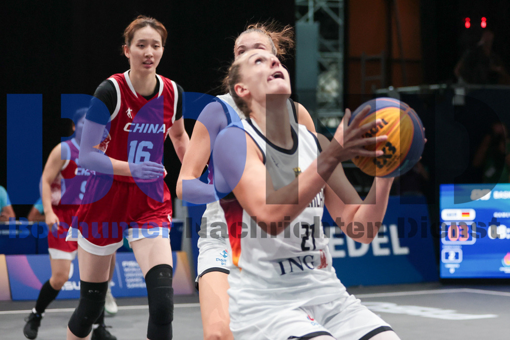 SES_RRG3x320250720-209 | bond - Realisiert mit Pictrs.com