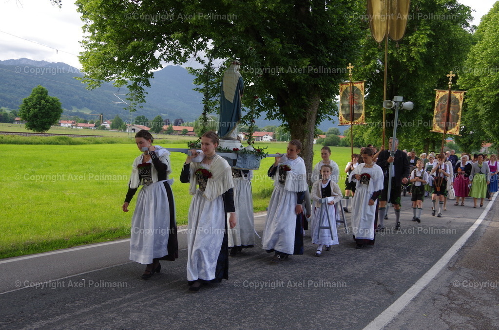 IMGP6218 | fotografiert von Axel PollmannLeonhardi Wallfahrt Benediktbeuern und Murnau, Fronleichnam, Fasching, Landschaft im Loisachtal und Benediktbeuern  - Realisiert mit Pictrs.com