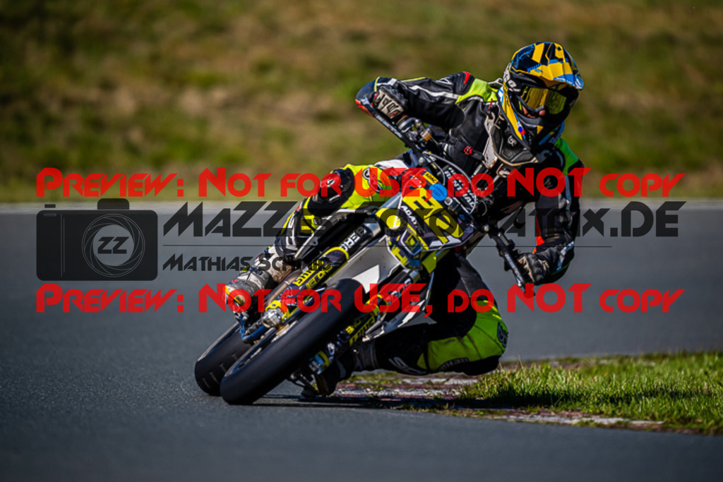 MaZZes_FotoMatrix_220904_7776 | S3