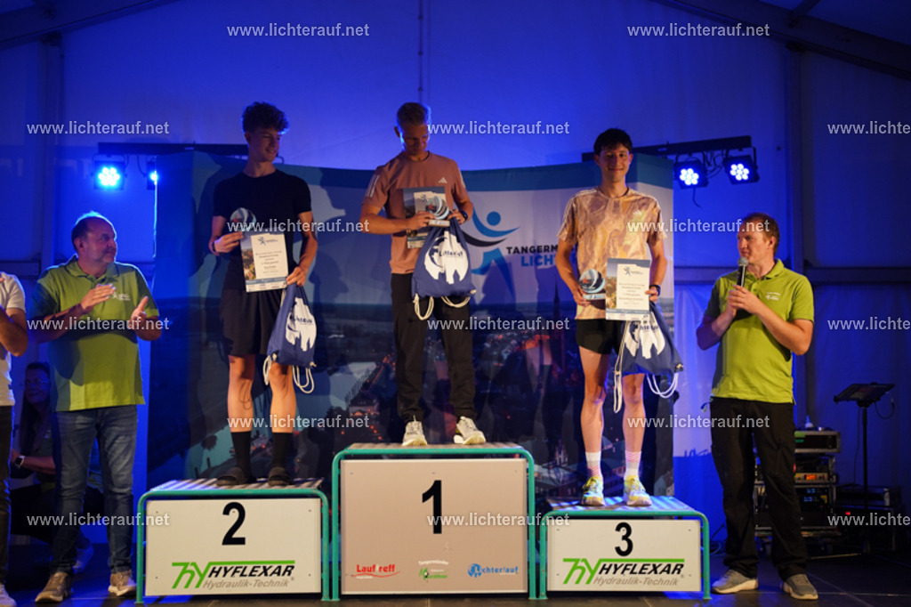 FSC00410 | Lichterlauf  - Realisiert mit Pictrs.com