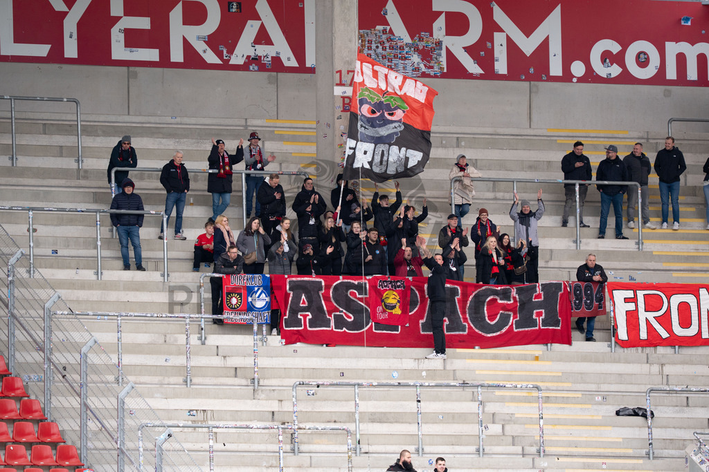Kickers Offenbach vs. SG Sonnenhof Grossaspach, Fussball, Regionalliga Suedwest, 24. Spieltag, 14.03.2026 | Fans SG Sonnenhof Grossaspach,Kickers Offenbach vs. SG Sonnenhof Grossaspach, Fussball, Regionalliga Suedwest, 24. Spieltag, 14.03.2026Foto: photosbyphips/Philip Ziegler