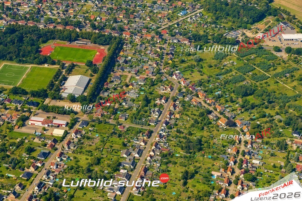 Vs Google Maps Wittenberge - Die Luftaufnahme wurde 2025 vom UL-Flugzeug heraus erstellt ( keine Drohnenaufnahme ) - Hochauflösende Luftaufnahme - für Wandbilder und großformatige Ausdrucke geeignet. Das besondere Geschenk!Hier alle&nbsp;Infos zur Lizenzierung der LuftaufnahmeWir fliegen auch dieses Jahr wieder in Ihre Region um Luftbilder zu erstellen.- Luftbild anfragen