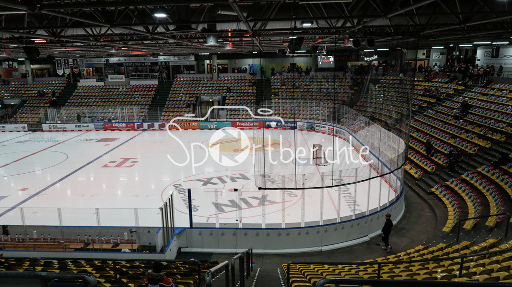 Löwen Frankfurt - Augsburger Panther | Die Eissporthalle in Frankfurt vor der Partie gegen die Augsburger Panther / Stadion / Halle / Eishalle / Symbolbild / Stadionfoto / Stadionbild