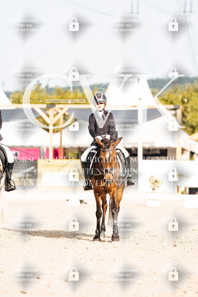 CK904851 | Turnierfotografie Pferdefotografie Trier Rheinland-Pfalz Pferdesport Reitsport Tierfotografie Sportfotografie Pferdevideo Pferdevideografie Equestrianvideography equestrianphotography  - Realisiert mit Pictrs.com