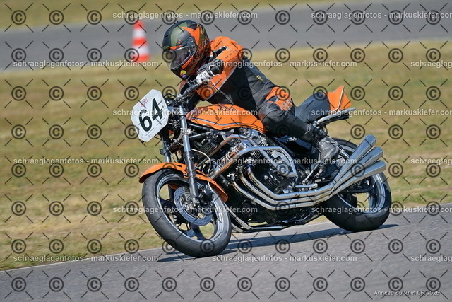 26bc03-2229 | markuskiefer.com - Realisiert mit Pictrs.com