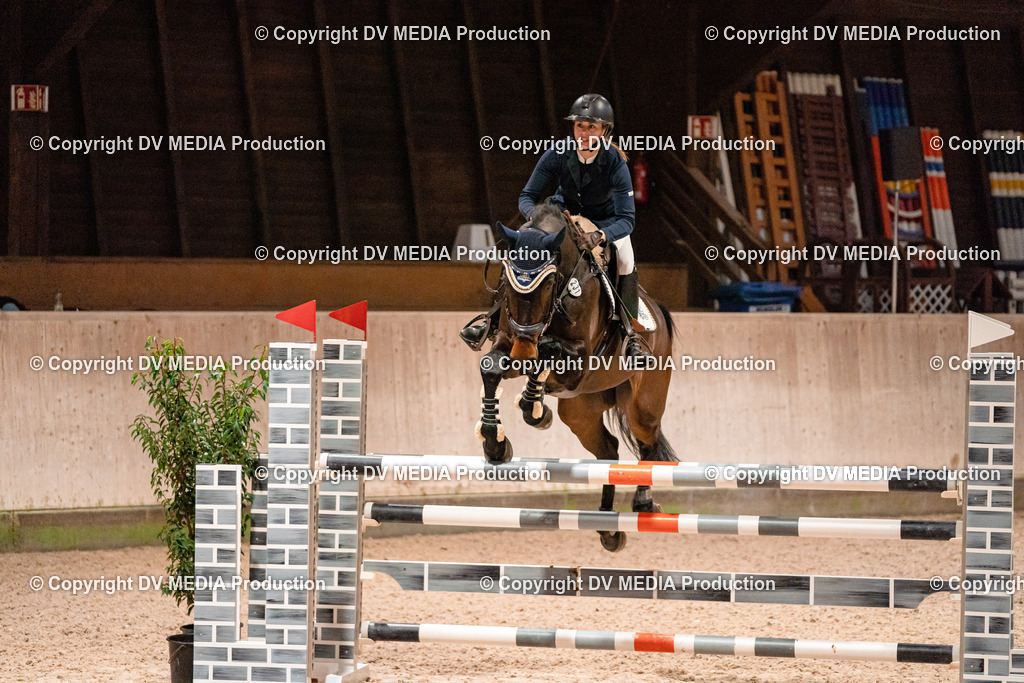 Springen Tag 1-947 | dv-media-shop - Realisiert mit Pictrs.com