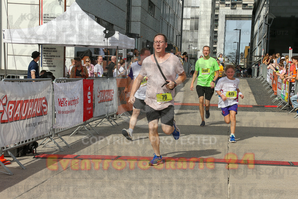 250920_1343_EX1_6438 | Sportfotografie im Rhein-Sieg Kreis, Köln, Bonn, NRW, Rheinland Pfalz, Hessen, etc. Unser Tätigkeitsfeld umfasst den Laufsport vom Volkslauf über den Marathon, Duathlon, Triathon bis zum Ultralauf wie Kölnpfad Ultra oder Schindertrail.