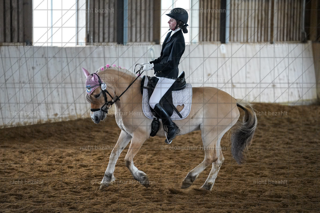 20230518-FAH04188 | Frühjahrsturnier, landberg am Lech, 2023, Reitclub Landsberg, Turnierbilder, Fotos Turnier Landsberg, Fotoagentur Herrmann, Turnierfotografen Bayern, reitsport Fotograf, Pferde Fotograf