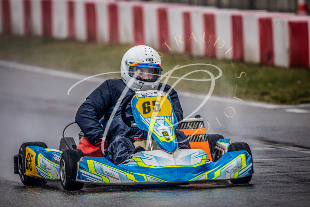 8cd730ba9d2a4eb0a684b11709c13ef6 | traudl_s_fotos