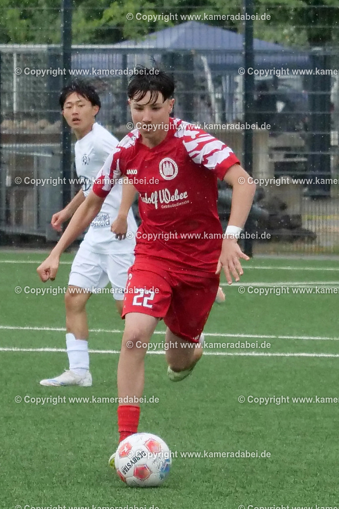 Fußball : C-Junioren : Aufstieg Regionalliga West : SUS 09 Dinslaken - Vfb 03 Hilden am 04.06.2026 in Dinslaken | Fußball : C-Junioren : Aufstieg Regionalliga West : SUS 09 Dinslaken (rotr Trikots)- Vfb 03 Hilden (weiße Trikots) am 04.06.2026 in Dinslaken - Realisiert mit Pictrs.com