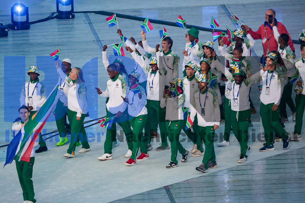 SES_TTGOPC20250716-116 | bond - Realisiert mit Pictrs.com