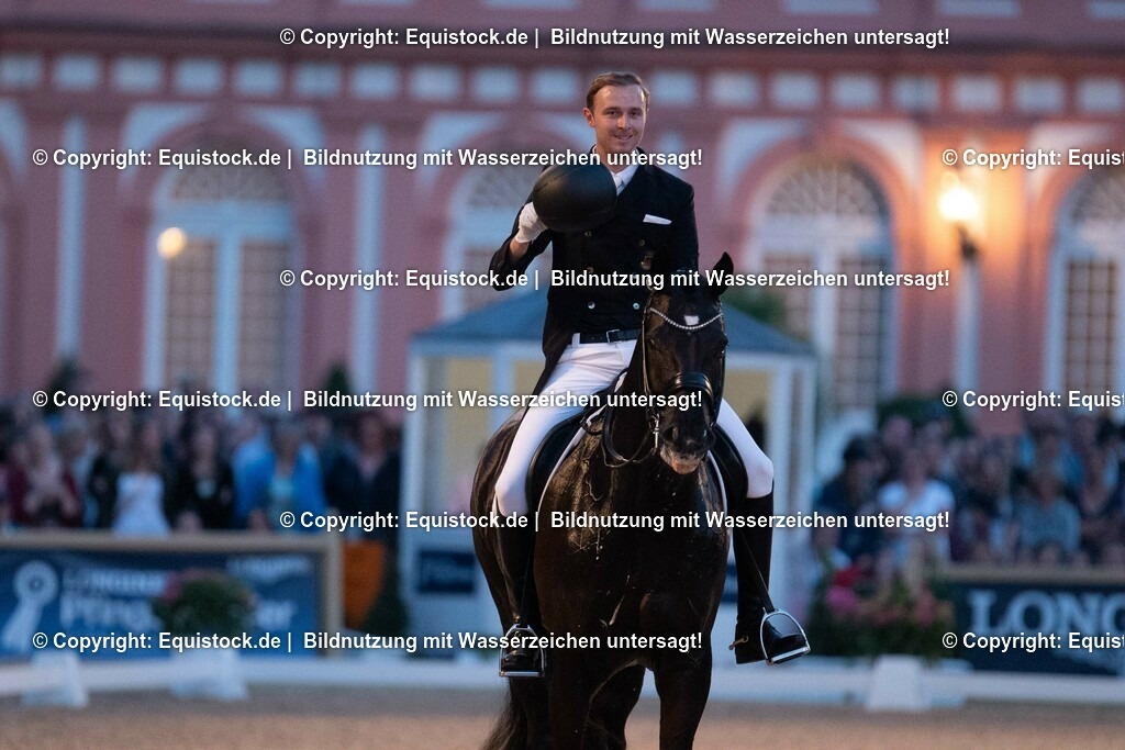 20230528_Flutlicht-Kür_0114 | equistock