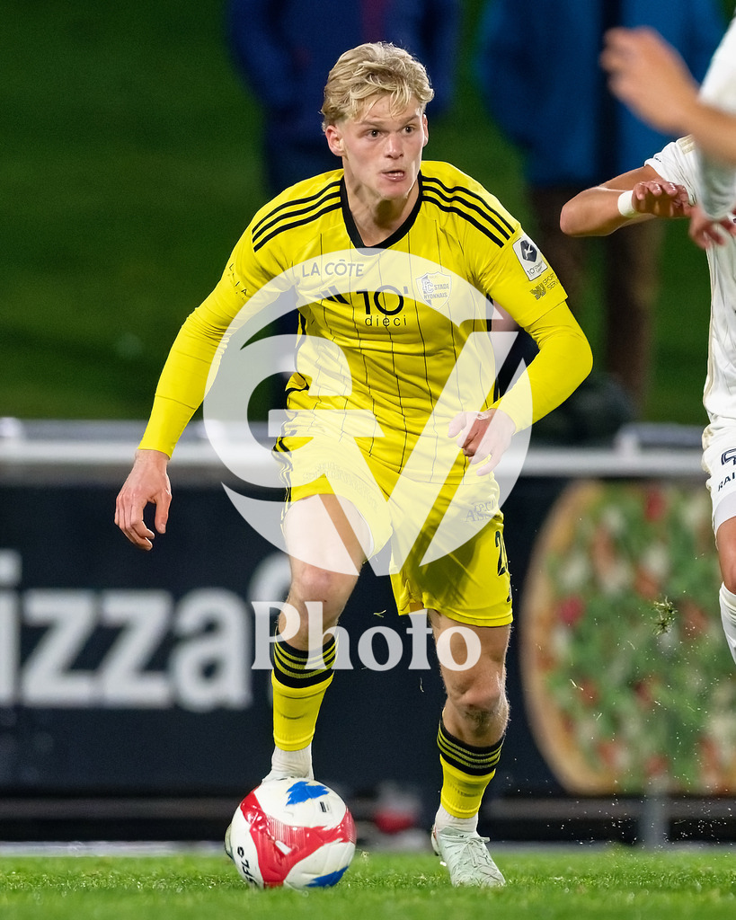 dieci Challenge League - FC Stade Nyonnais v Etoile Carouge FC |  during the dieci Challenge League match between FC Stade Nyonnais and Etoile Carouge FC at Centre sportif de Colovray in Nyon, Switzerland