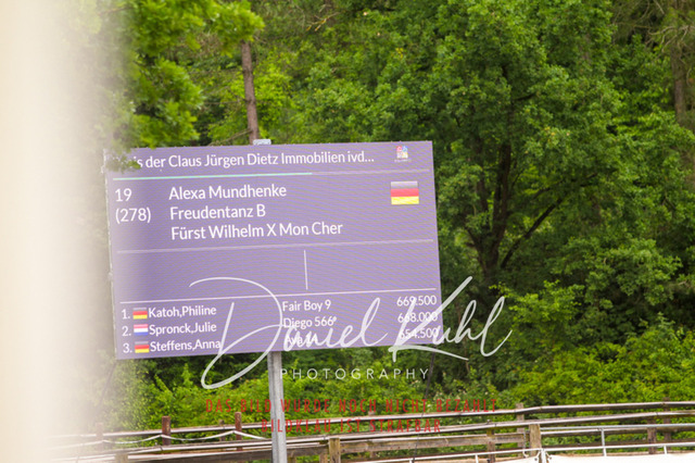 DKP47145 | Turniersportfotografie; Pferdefotografie; Dressurfotografie