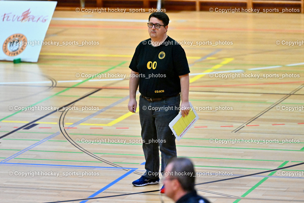 ASKÖ Volley Eagles Villach vs. VC Hausmannstätten | Headcoach ASKÖ Volley Eagles Villach Habjan Danijel, ASKÖ Volley Eagles Villach vs. VC Hausmannstätten, ASKÖ Volley Eagles Villach vs. VC Hausmannstätten am 01.02.2025 in Villach (Ballspielhalle Lind), Austria, (Photo by Bernd Stefan)