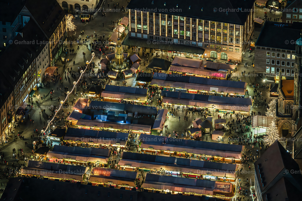 3905634 | Christkindlesmarkt auf dem Hauptmarkt, Nürnberg