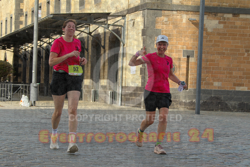 250920_1548_EV4_9582 | Sportfotografie im Rhein-Sieg Kreis, Köln, Bonn, NRW, Rheinland Pfalz, Hessen, etc. Unser Tätigkeitsfeld umfasst den Laufsport vom Volkslauf über den Marathon, Duathlon, Triathon bis zum Ultralauf wie Kölnpfad Ultra oder Schindertrail.