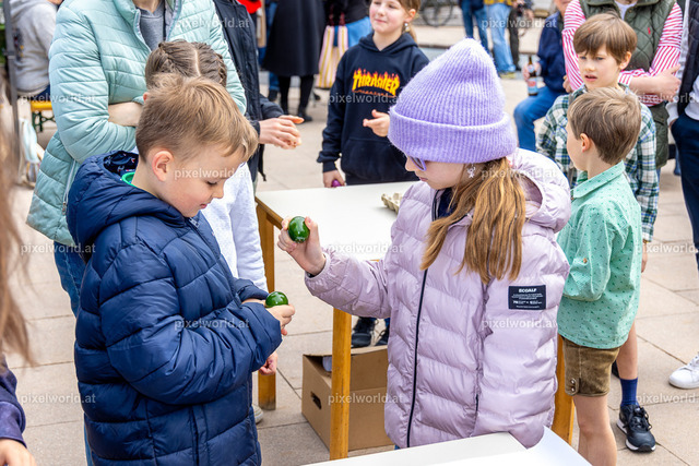 Eierpecken am Hauptplatz | Bildershop von pixelworld.at - Realisiert mit Pictrs.com