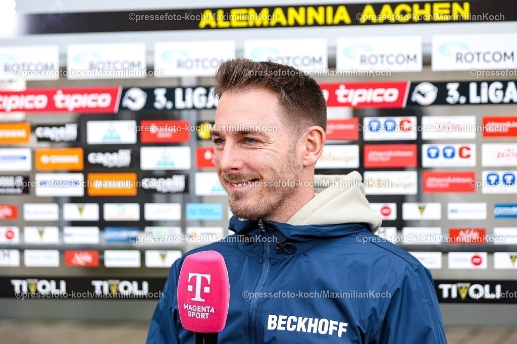 xKWIx21022601023 | 21.02.2026, xKWIx, Fußball, 3. Liga, Alemannia Aachen - SC Verl, Tivoli: Tobias Strobl (SC Verl Cheftrainer) Photo: xKamilxWilkowskixPressefotoKochx