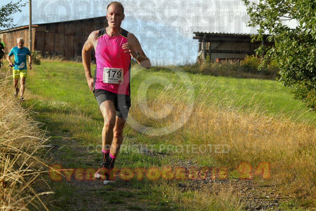 250801_1909_EV4_8176 | Sportfotografie im Rhein-Sieg Kreis, Köln, Bonn, NRW, Rheinland Pfalz, Hessen, etc. Unser Tätigkeitsfeld umfasst den Laufsport vom Volkslauf über den Marathon, Duathlon, Triathon bis zum Ultralauf wie Kölnpfad Ultra oder Schindertrail.