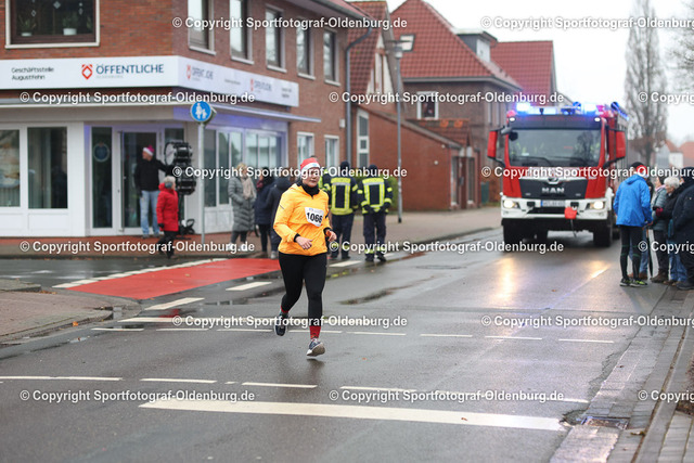 WMLA3425 | Bildershop "Sportfotograf-Oldenburg" mit Fotos von Sportevents in Oldenburg und Umzu. - Realisiert mit Pictrs.com