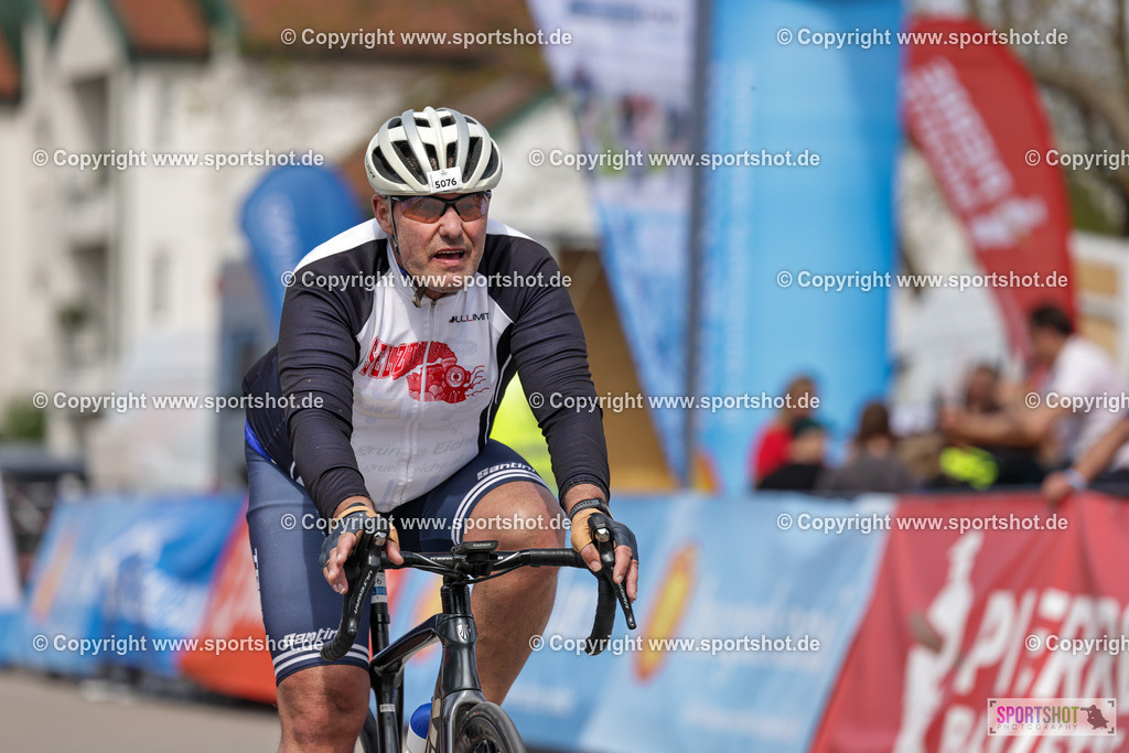 VJ__9945 | Neusiedlersee Radmarathon 2026@sportshot_your_pictrs #yourpictures#roadtowm2029 #nrm #neusiedlerseeradmarathon #neusiedlersee #neusiedlerseetourismus #burgenland #mörbisch #nrm26 #burgenlandtourismus #voglundco #poweredbyburgenlandtourismus #radsport #rad #marathon #ucigranfondo #visitburgenland #ucigranfondoworldseries