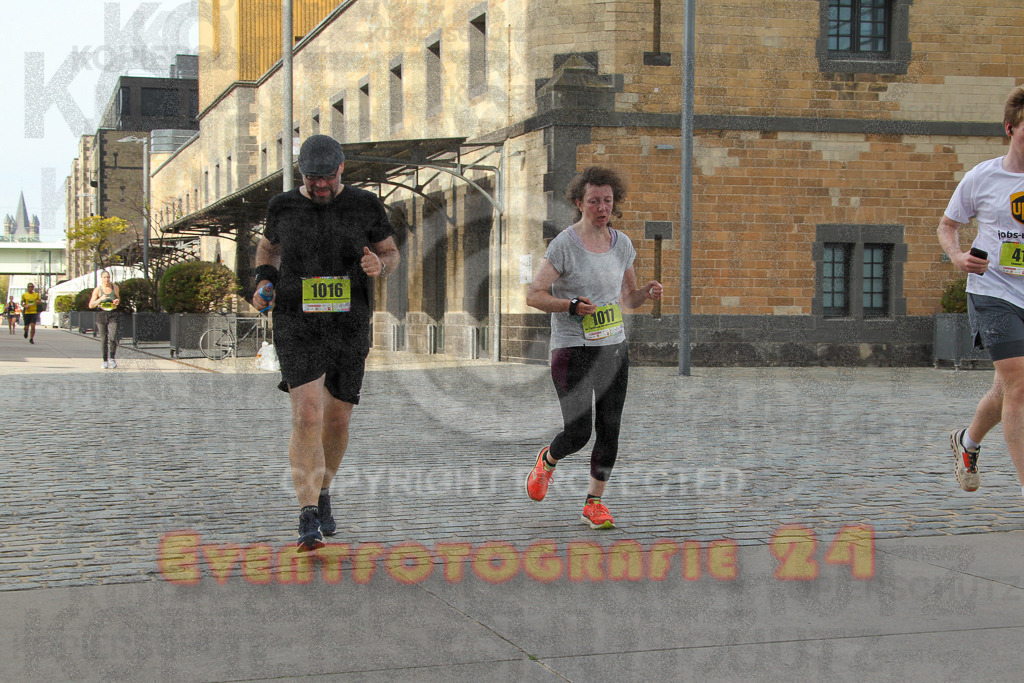 250920_1535_EV4_9231 | Sportfotografie im Rhein-Sieg Kreis, Köln, Bonn, NRW, Rheinland Pfalz, Hessen, etc. Unser Tätigkeitsfeld umfasst den Laufsport vom Volkslauf über den Marathon, Duathlon, Triathon bis zum Ultralauf wie Kölnpfad Ultra oder Schindertrail.