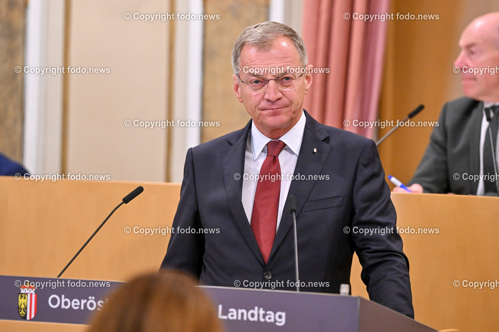 Landhaus Linz_ Promenade_ Landtagssitzung_ 19.09.2024-53 | 19.09.2024, Landhaus Linz AUT, Promenade, Landtagssitzung, im Bild LH Thomas Stelzer (VP, Landeshauptmann Ooe)