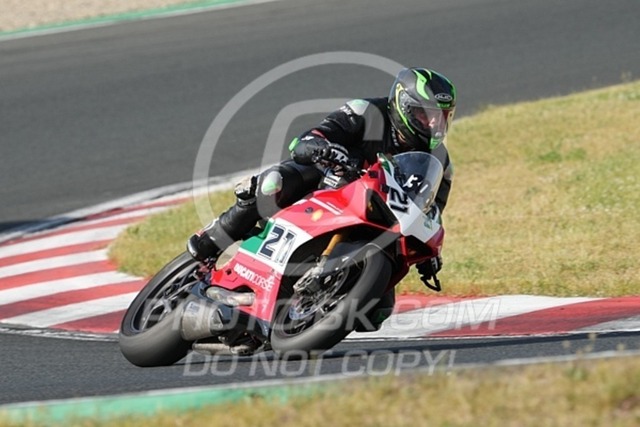 2024_05_17_PBK_22315 | Sportfotografie; SlowMotion; Video; Rennstrecke; Hafeneger; Speer; Racing; RSE; BMW; CBO; Trackday; Motorsportarena; Hockenheimring; Brno; Most; Barcelona; Valencia