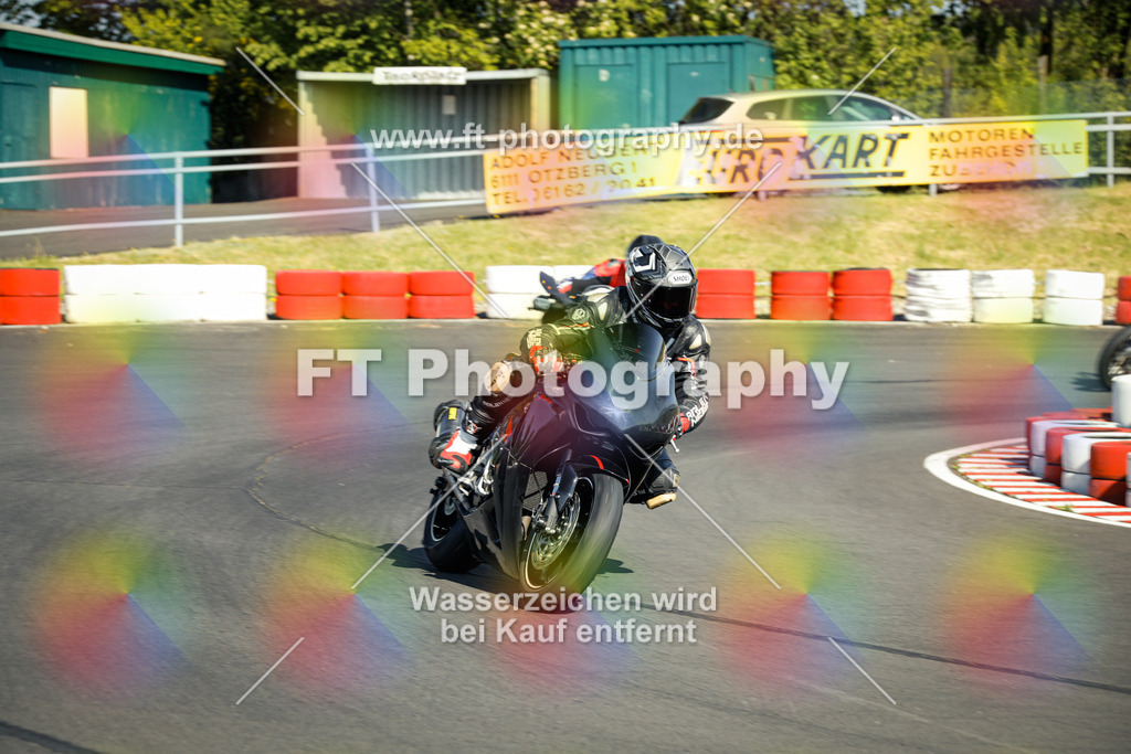 OBK_Mai_Justin_Uwe-10175 | Hier findet Ihr Bilder von Touristenfahrten auf der Nürburgring Nordschleife oder von anderen Veranstaltungen die ich besucht habe. Viel Spass beim Durch Schauen 
