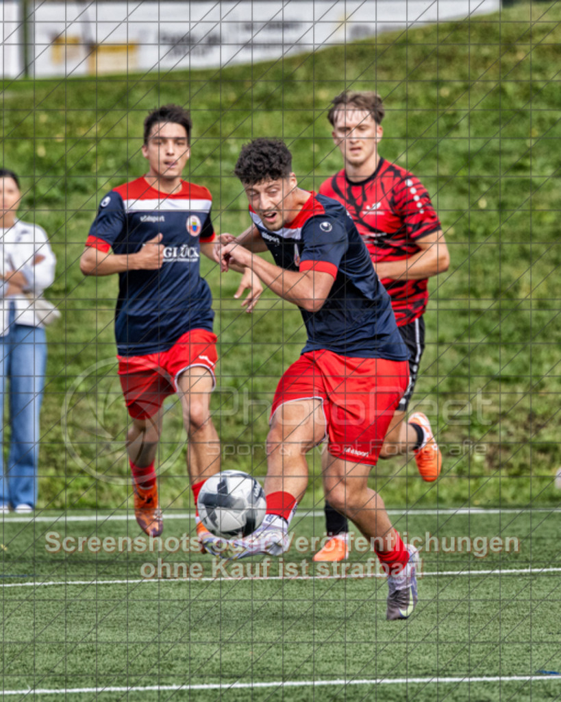 20250726_180542_0089-Bearbeitet-2 | #,TSV Bad Boll (rot/schwarz) vs. TSVGG Plattenhardt (blau/rot), Fussball, DB-Regio-WFW-Pokal - wfv, 1.Runde, Saison 2025/2026, Kunstrasenplatz, Erlengarten 37, 73087 Bad Boll, 26.07.2025 - 17:30 Uhr,Foto: PhotoPeet-Sportfotografie/Peter Harich