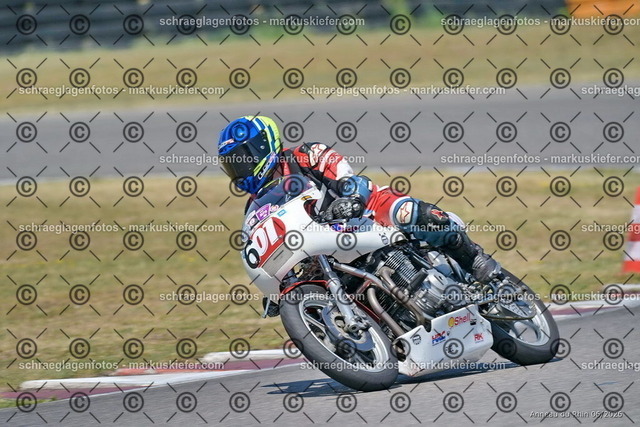 26bc03-2245 | markuskiefer.com - Realisiert mit Pictrs.com