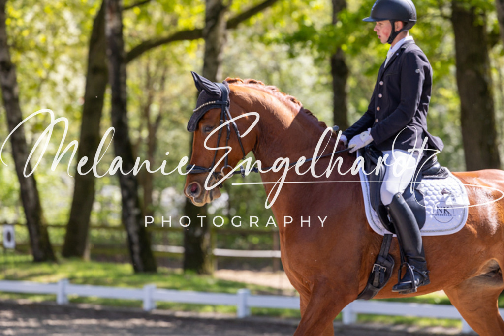 7I8A4046 | melanie-engelhardt-photography - Realisiert mit Pictrs.com