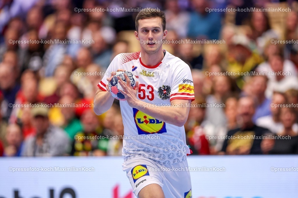 EHF17012601035 | 17.01.2026, Handball, Men's EHF EURO 2026, Österreich - Spanien, Jyske Bank Boxen in Herning, Dänemark, Preliminary Round:  Mykola Bilyk (Austria #53)