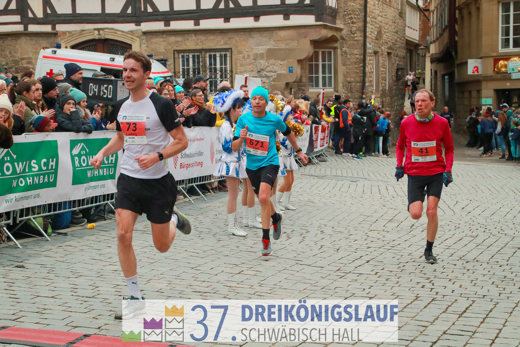 VR Bank Hauptlauf 10000m | 3 Koenigslauf 2023 - Realisiert mit Pictrs.com