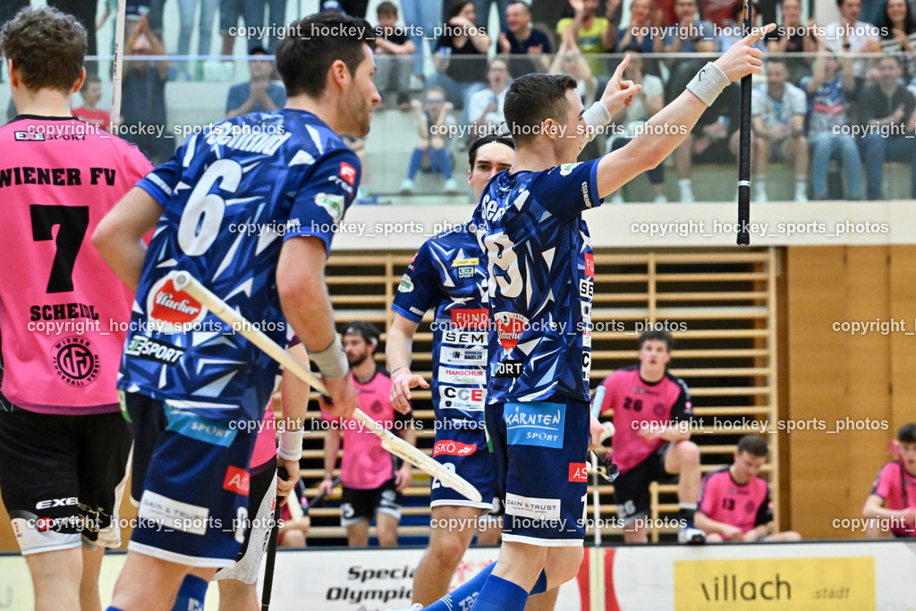 VSV Unihockey vs. Wiener Floorballferein 6.4.2024 | #19 Philipp Seiser VSV Unihockey, #6 Timo Schmid VSV Unihockey, VSV Unihockey vs. Wiener Floorballferein 6.4.2024, VSV Unihockey vs. Wiener Floorballferein  am 06.04.2024 in Villach (Ballspielhalle St. Martin), Austria, (Photo by Bernd Stefan)