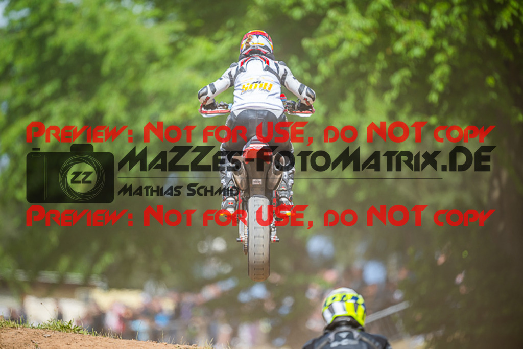 MaZZes_FotoMatrix_220529_6341 | Fotograf Mathias Schmid
Sportfotograf,
Eventfotograf,
Hochzeitsfotograf,
Portraitfotograf