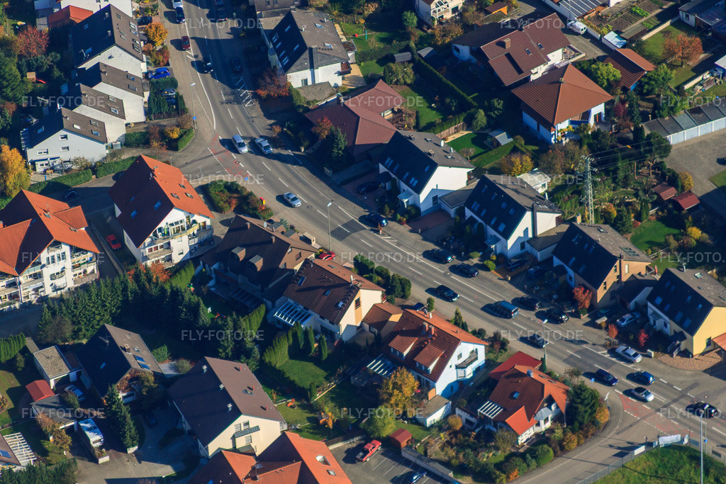Luftbild: Habsburger Allee x Drachenfelsstraße in Hagenbach im Bundesland Rheinland-Pfalz in Deutschland. Foto: IMG_35324.jpg vom 31.10.2010 durch Werner Riehm/FLY-FOTO.de